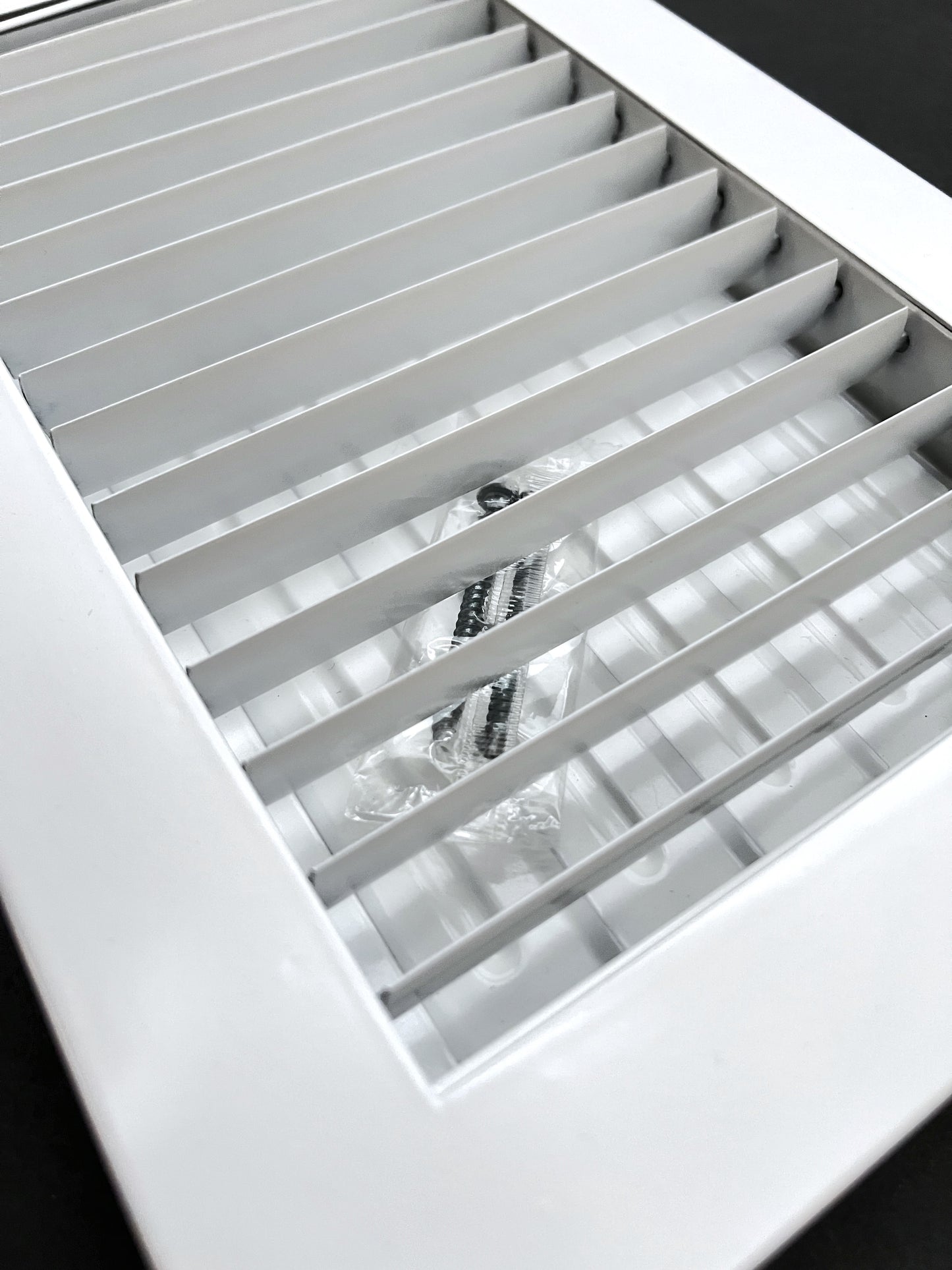 10" x 6" (Inside) Adjustable Blade Sidewall Ceiling Register Vent Cover Diffuser Heavy Duty Stamped Steel (Outside Dimension 11.9" x 8")