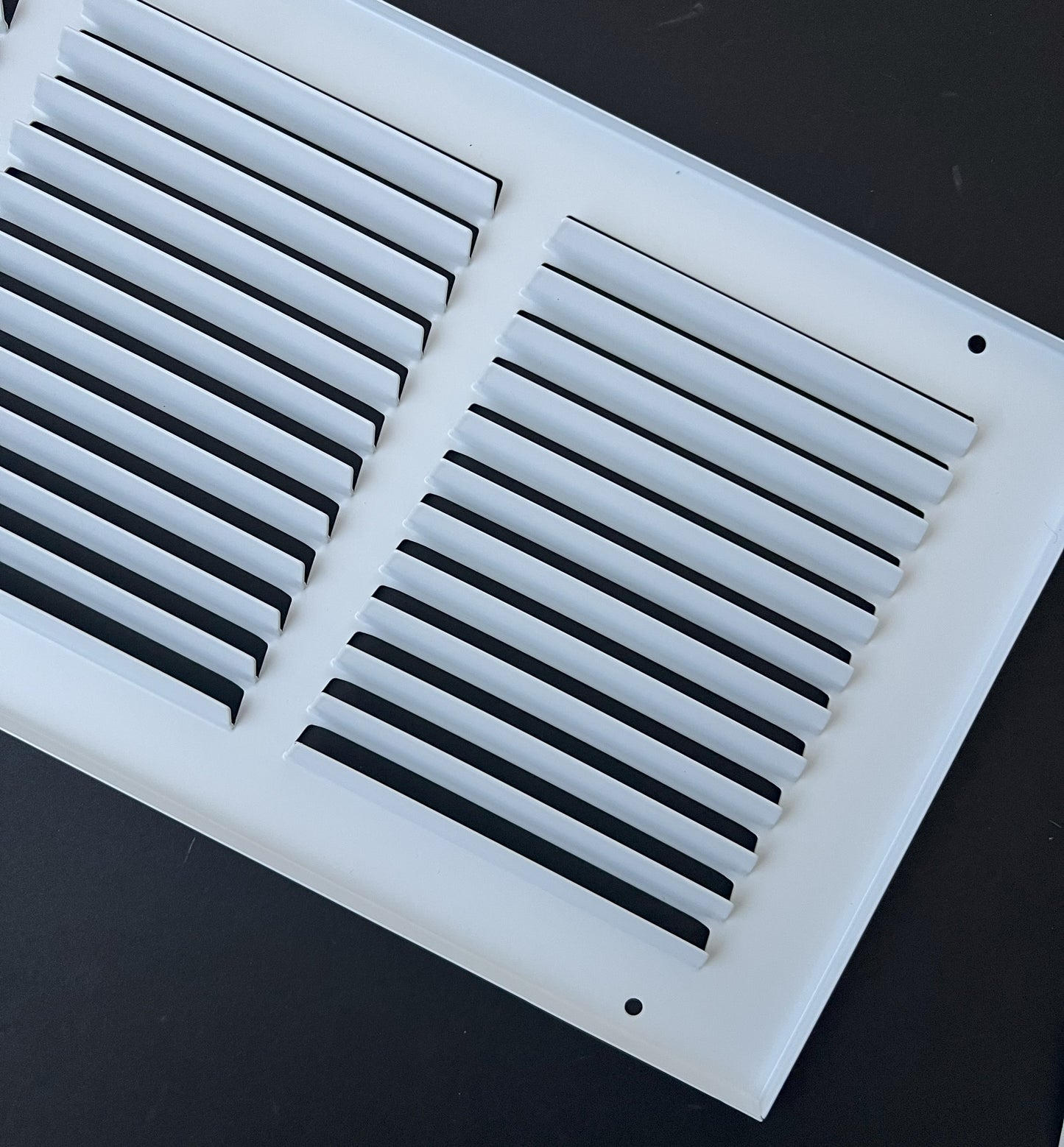 Fits 20x6 Duct Opening Stamped Steel Return Air Grille Vent Cover Grille for Sidewall and Ceiling in White Surface Dimensions: 21.75"W X 7.75"H (20" W x 6" H Duct Opening)