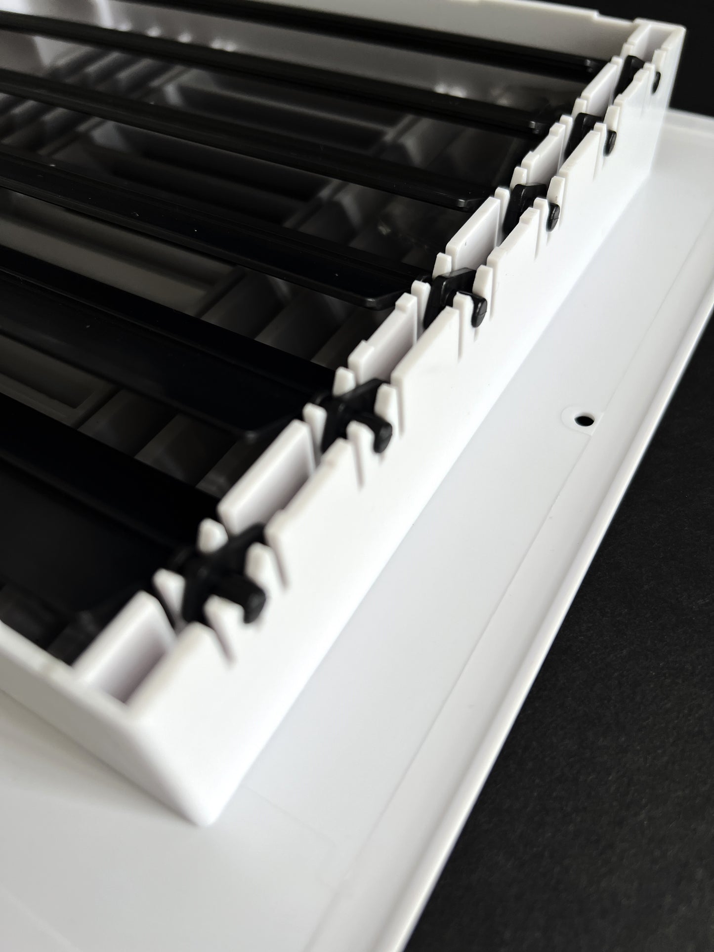 Four-Way Plastic Side Wall/Ceiling Register in White 8"w X 8"h for Duct Opening (Outside Dimension is 10"w X 10"h)